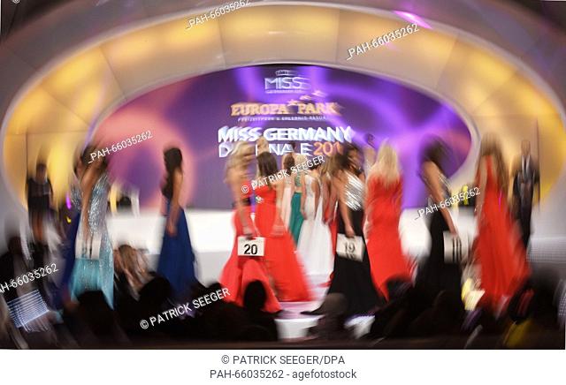 The participants in the Miss Germany 2016 pageant stand on stage in Europa Park in Rust, Germany, 20 February 2016. Photo: PATRICK SEEGER/dpa | usage worldwide