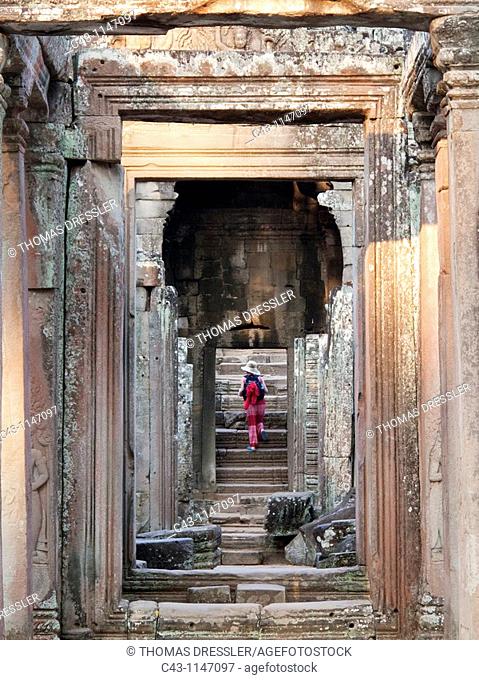 Cambodia - One of the accesses to the Bayon, a temple in the centre of Angkor Thom, the 'Great Capital' of the Khmer empire in Angkor  The temple complexes of...