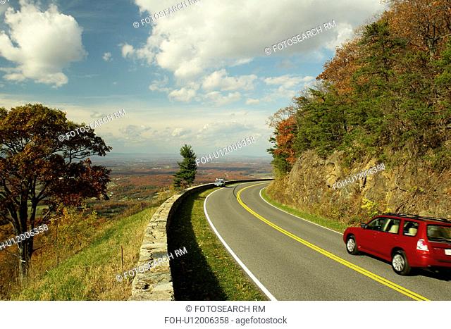Front Royal, VA, Virginia, Shenandoah Valley, Shenandoah National Park, Skyline Drive, car