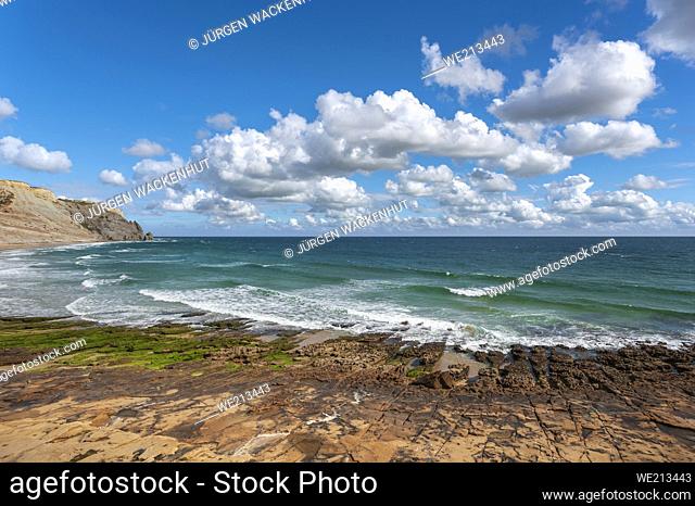 Rocky coast off Praia da Luz, Algarve, Portugal, Europe