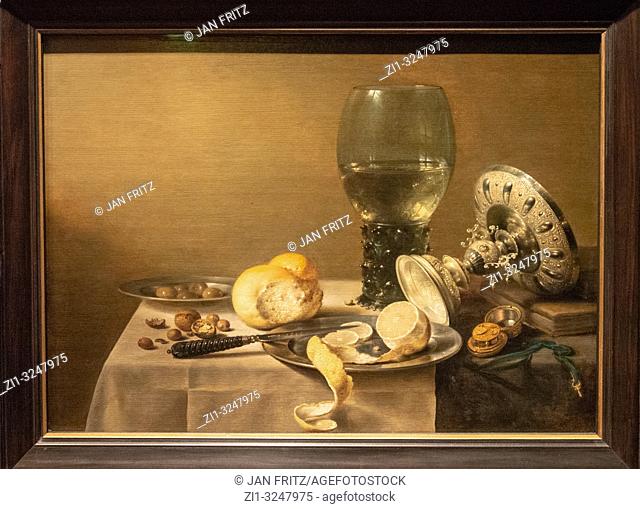 still life with tazza by painter Pieter Claesz