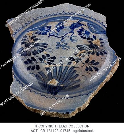 Fragment majolica pancake dish, blue on white, decor Chinese garden with bird and flowers, dish tableware holder soil find ceramics pottery glaze