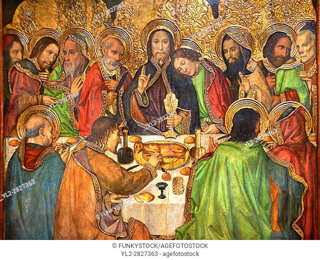 Gothic Altarpiece depicting the Last Supper (Sant Sopar) by Jaume Huguet, circa 1463 - 1475, Tempera and gold leaf on wood