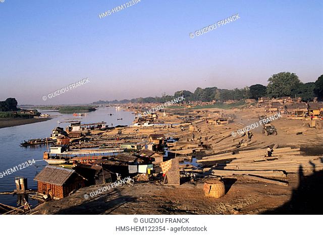 Burma (Myanmar), Mandalay, the banks of the Irrawady river