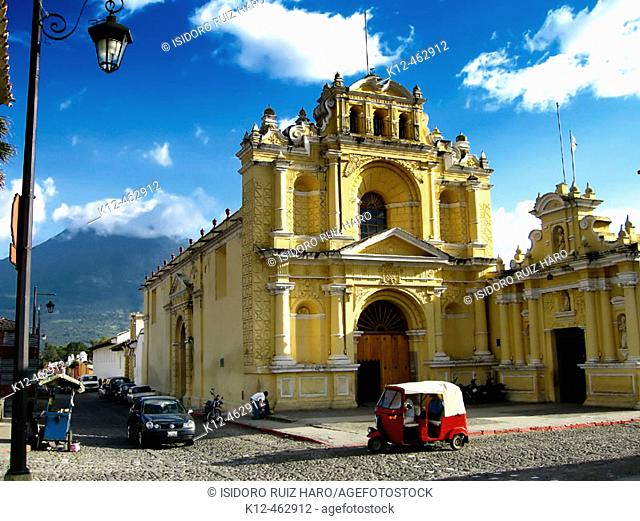 Templo y Hospital de San Pedro Apóstol. Antigua Guatemala. Sacatepéquez Region. Guatemala