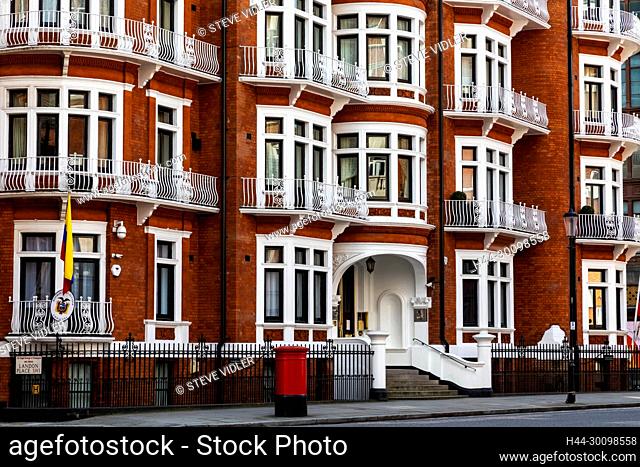 England, London, Westminster, Kensington and Chelsea, Knightsbridge, Hans Crescent and The Colombia and Ecuador Embassy Building