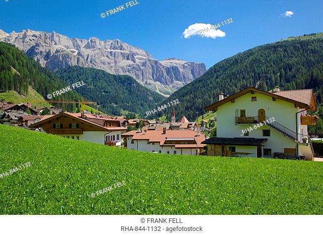 View over town, Selva Gardena, Gardena Valley, Bolzano Province, Trentino-Alto Adige/South Tyrol, Italian Dolomites, Italy, Europe