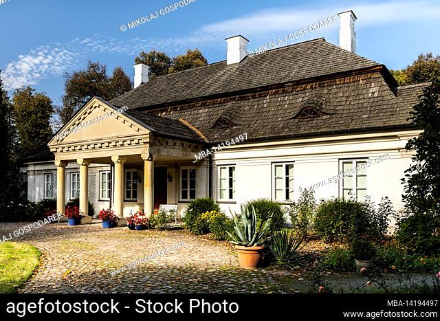 Europe, Poland, Swietokrzyskie Voivodeship, Smilow - manor house