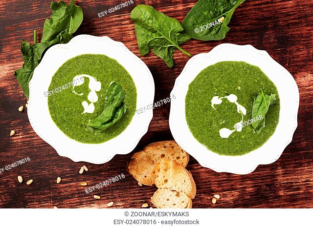 Spinach soup, vintage style