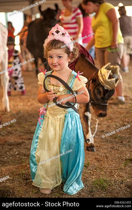 USA, New Hampshire, Lancaster, Girl dressed as princess Lancaster Fair