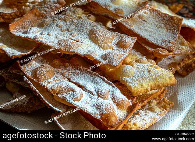 typical Sicilian dessert that is produced during the carnival