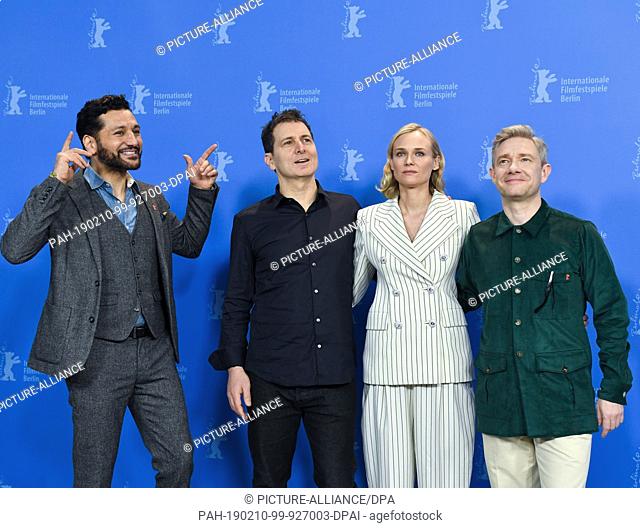 10 February 2019, Berlin: 69th Berlinale: The actors Cas Anvar (l-r), director Yuval Adler, Diane Kruger and Martin Freeman at Photocall for the film ""The...