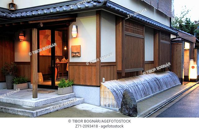 Japan, Kyoto, Gion, traditional house, restaurant,