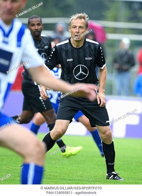 Single action, cut-out Juergen Klinsmann. For a charity match returns the 108-fold national player Jürgen K linsmann after Geislingen