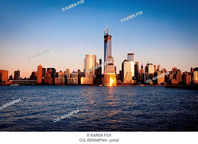 Skyline of Manhattan (view from Jersey City), New York City, USA