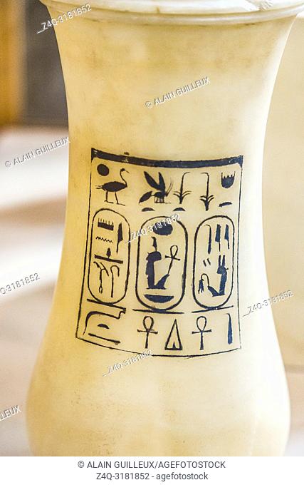 Egypt, Cairo, Egyptian Museum, from the tomb of Yuya and Thuya in Luxor : Vase in alabaster, with the cartouches of king Amenhotep III and queen Tiyi