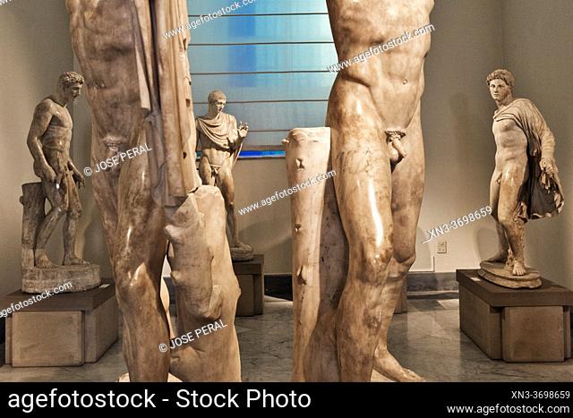 In the foreground Sculptural pairing of the tyrannicides Harmodius and Aristogeiton, Ancient Greek, Roman copies of the Athenian originals, now lost