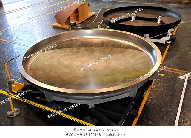 The thermal protection system composite heatshield layup mold for the Orion ground test article (GTA) is seen in this high angle view at the Lockheed Martin...
