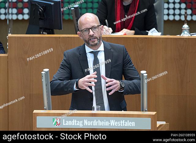 Ralph BOMBIS, FDP parliamentary group, in his speech, debate on the topic “Finally peace for the villages instead of senseless escalation in Luetzerath