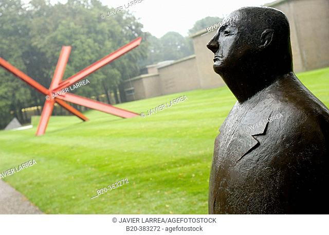 'Monsieur Jacques' (1956) by Oswald Wenckebach and K-Piece by Mark di Suvero in background, Kröller-Müller Museum garden, Het Nationale Park De Hoge Veluwe