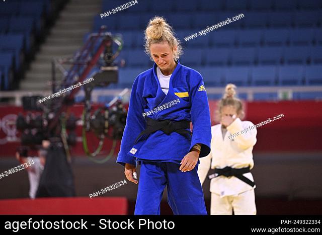 Daria BILODID (UKR), blue, front, 3rd place, bronze medal, bronze medal, bronze medalist, bronze medalist, emotions, tears of joy