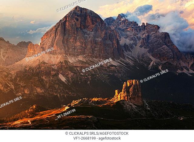 Cinque Torri and Tofane Group, Ampezzo Dolomites, Cortina d'Ampezzo, Belluno, veneto, Italy