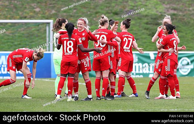 firo: 03/28/2021 Soccer: Soccer: 1st Bundesliga Flyer Alarm Women’s Bundesliga Women MSV Duisburg - FC Bayern Munich Muenchen 0: 6 final jubilation, jubilation