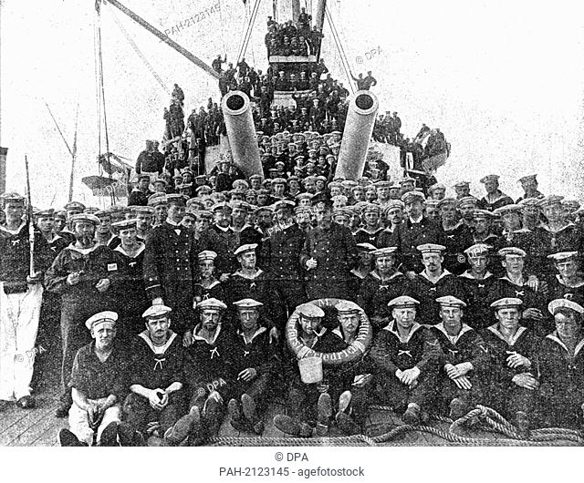 The crew of the flagship of the 1st battleship division ""Kurfürst Friedrich Wilhelm"". The 1st battleship division leaves Wilhelmshaven for China on the 11th...