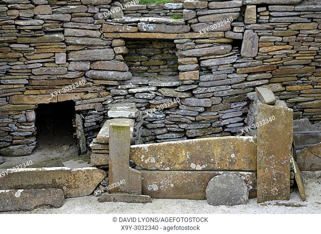 Skara Brae Stone Age Neolithic village at Skaill, Orkney, Scotland. Interior detail of stone box bed and alcoves in House 1. 3100 BC