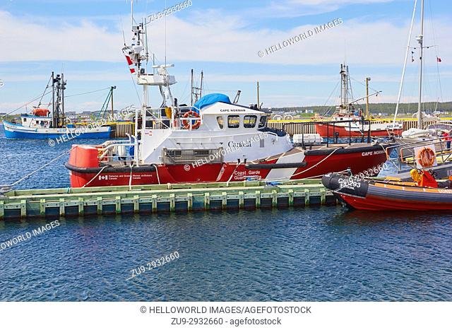 Canada coast guard boat moored in the Harbour at Port au Choix, Newfoundland, Canada. . Known as the fishing capital of western Newfoundland it is also a...