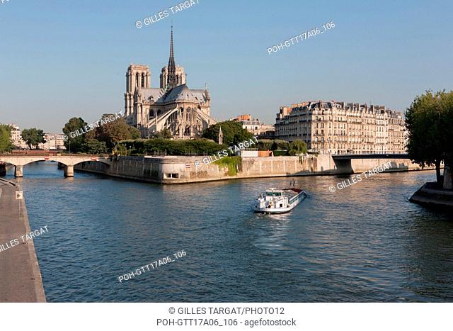 Paris, quai de la tournelle, Rive Gauche, facing the chevet de Notre Dame de Paris and Île de la Cité, panorama, Photo Gilles Targat