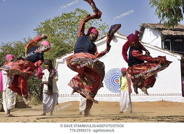Traditional dancers at the Shilpgram Arts Festival, Rajasthan, India