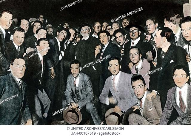 Spain, Spanish students with professor and author Miguel de Unamuno, image date: 1931, Carl Simon Archive