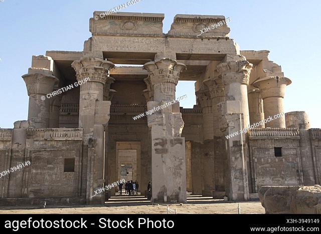 Temple of Kom Ombo dedicated to gods Sobek and Haroeris, Egypt, Northeastthern Africa