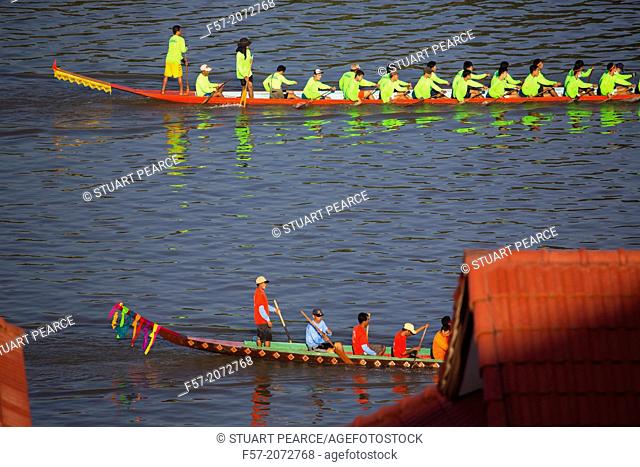 The boat race festival in Paske, Laos