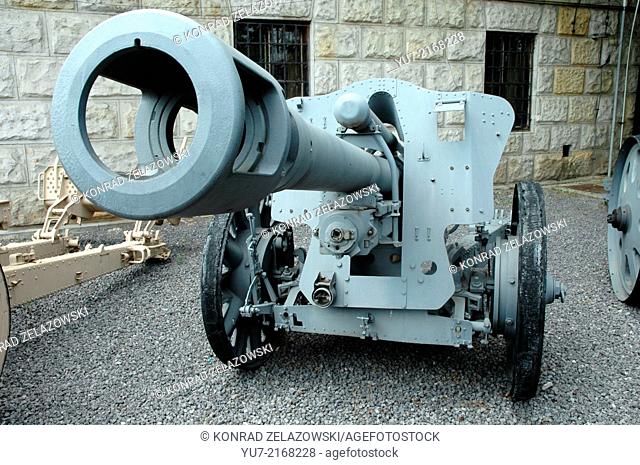 German field-howitzer WA leFH18M 105 mm calibre