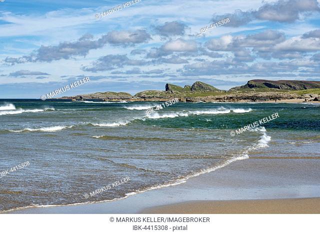 Sandy beach Saligo Bay in the west of the island of Islay, Inner Hebrides, Scotland, United Kingdom