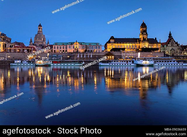 View over the river Elbe to the Church of our Lady and Ständehaus, Dresden, Saxony, Germany