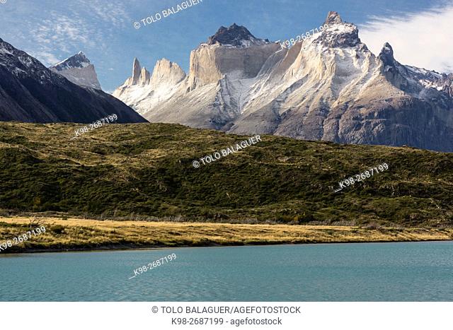 cuernos del Paine, 2600 metros, trekking W, Parque nacional Torres del Paine, Sistema Nacional de Áreas Silvestres Protegidas del Estado de Chile