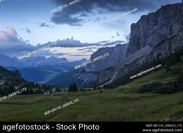 View from Passo Pordoi with mountain backdrop at dusk, Province of Bolzano, South Tyrol, Italian Dolomites, Italy, Europe