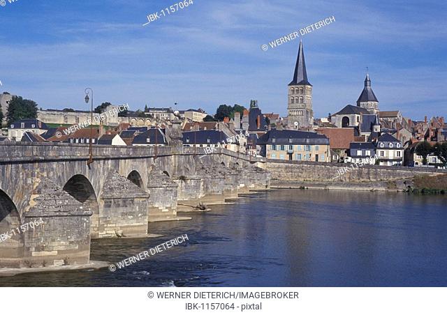 View of La Charité-sur-Loire, Loire River, bridge, Burgundy, France, Europe