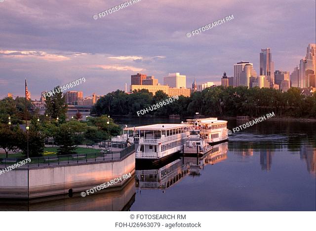 riverboat, skyline, Minnesota, Minneapolis, MN, Twin Cities, Riverboats at Boom Island Park along the Mississippi River. Downtown skyline in the background