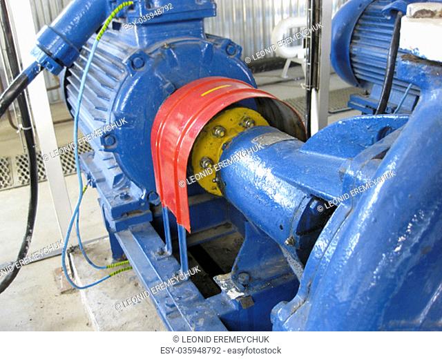 Pumps for water. Equipment for primary oil refining