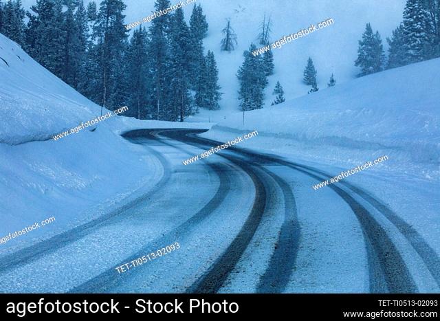 United States, Idaho, Sun Valley, Road through snowy mountains