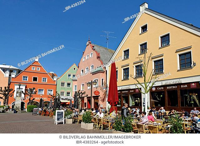 Sidewalk cafes, Small square, Erding, Upper Bavaria, Bavaria, Germany