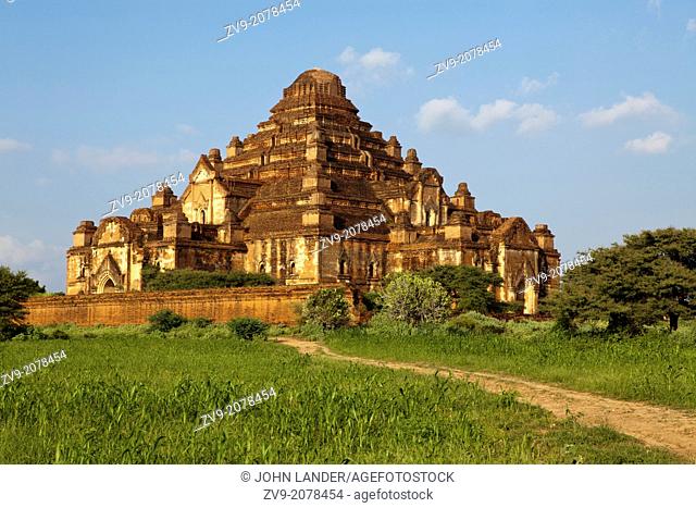 Dhammayangyi Temple is the most massive structure in Bagan which has a similar architectural plan to Ananda Temple. It was built by King Narathu (1167-70)