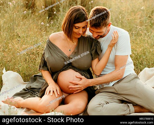 couple, pregnancy, pregnant, touch