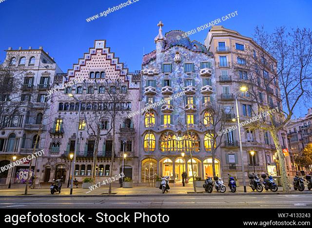 Facades of Casa Batlló and Casa Amatller at the blue hour and night in the Bone of Contention (or Block of Discord) of Passeig de Gràcia (Barcelona, Catalonia