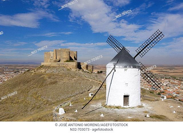 Windmill and Caballeros de San Juan de Jerusalén Castle (12nd century) . Consuegra. Toledo province. Route of Don Quixote. Castilla-La Mancha. Spain