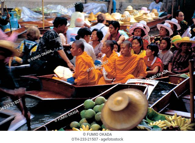 Damnoensaduak Floating Market, Thailand